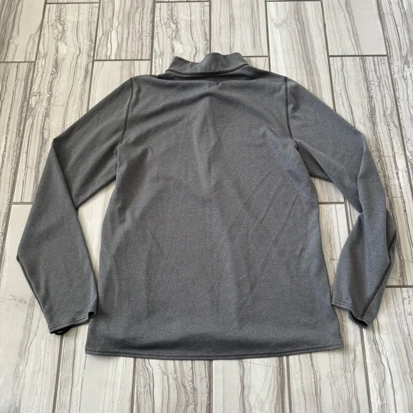 Patagonia Capilene midweight long sleeve 1/2 zip. EUC like new